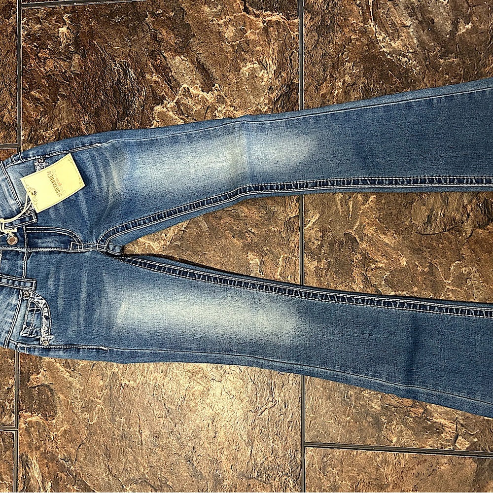 Shyanne Kids Size 4 Bootcut Jeans NWT